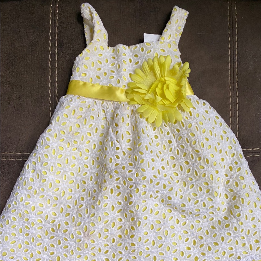 Infant dress yellow